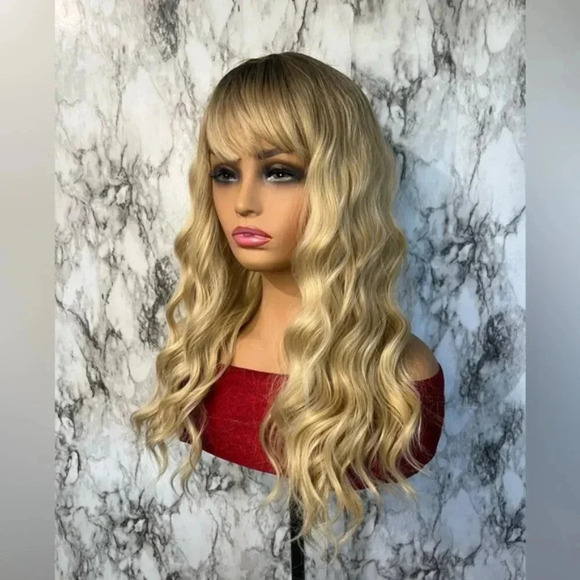 22 Inch Synthetic Curly Medium Wig with bangs - Picture 8 of 10